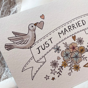 Just Married illustrated vintage fee wedding card