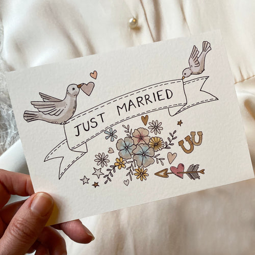Just Married illustrated vintage fee wedding card